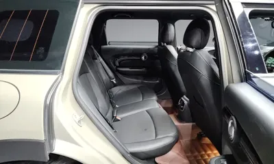 MINI Clubman 2019, 114413 км, за 8867.57 USD - фото 12