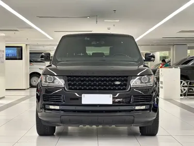 Land Rover Range Rover 2015, 180000 км, за 46791.32 USD