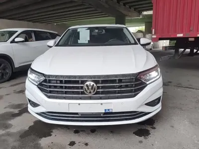 Volkswagen Sagitar 2022, 47500 км, за 11874.4 USD