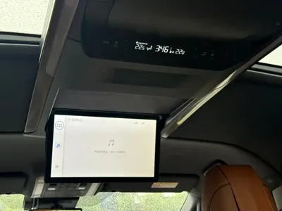 Toyota Alphard 2023, 100000 км, за 110212.22 USD - фото 15