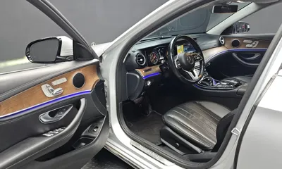 Mercedes-Benz E-Class 2019, 171458 км, за 12486.79 USD - фото 10