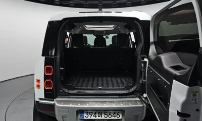 Land Rover Defender 2020, 111983 км, за 32390.7 USD - фото 20