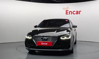 Hyundai Grandeur 2018, 126760 км, за 8782.21 USD