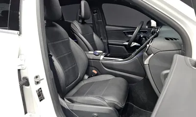Mercedes-Benz GLC-Class 2025, 13781 км, за 52507.55 USD - фото 11