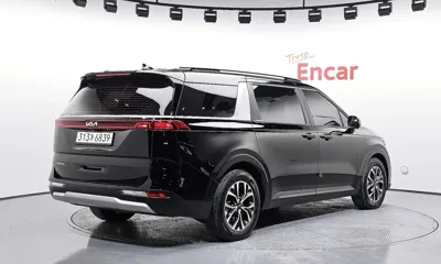 Kia Canival 2023, 77859 км, за 16186.69 USD - фото 2