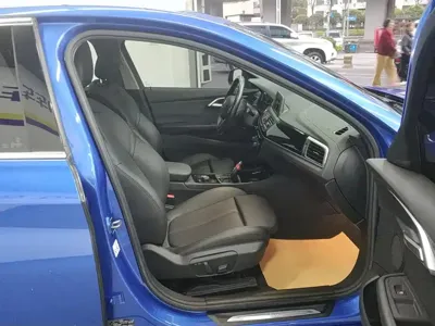 BMW 1 Series 2018, 43500 км, за 9093.41 USD - фото 8