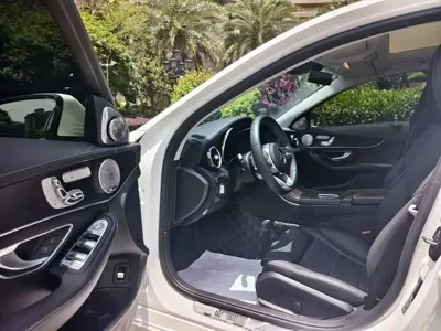Mercedes-Benz C-Class 2021, 50000 км, за 20570.53 USD - фото 8