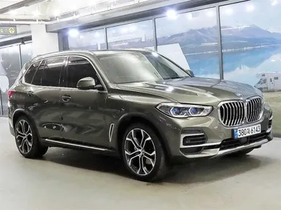 BMW X5 · 2023 год