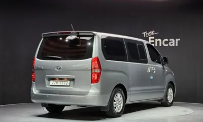 Hyundai Starex 2016, 162475 км, за 5946.48 USD