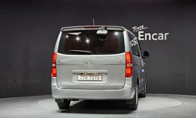 Hyundai Starex 2016, 162475 км, за 5946.48 USD