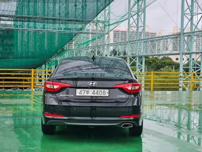 Hyundai Sonata 2015, 120905 км, за 6045.63 USD