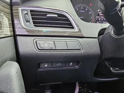 Hyundai Sonata 2015, 120905 км, за 6045.63 USD - фото 16