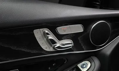 Mercedes-Benz GLC-Class 2019, 41898 км, за 22475.58 USD - фото 29