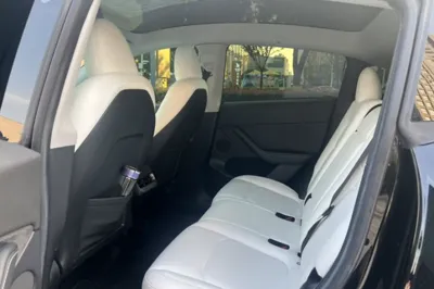 Tesla Model Y 2022, 78500 км, за 26388 USD - фото 23
