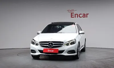 Mercedes-Benz E-Class 2015, 54536 км, за 9844.73 USD