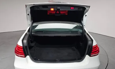 Mercedes-Benz E-Class 2015, 54536 км, за 9844.73 USD - фото 20