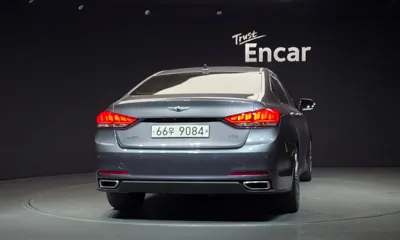 Hyundai Genesis 2016, 227301 км, за 4532.32 USD