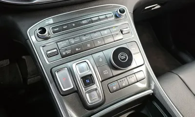 Hyundai Santafe 2023, 55507 км, за 28080.6 USD - фото 9