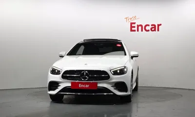 Mercedes-Benz E-Class 2022, 50083 км, за 30944.64 USD