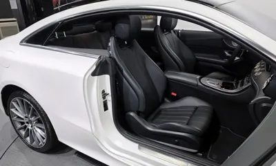 Mercedes-Benz E-Class 2022, 50083 км, за 30944.64 USD - фото 11