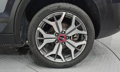 Kia Seltos 2022, 76949 км, за 9116.36 USD - фото 21