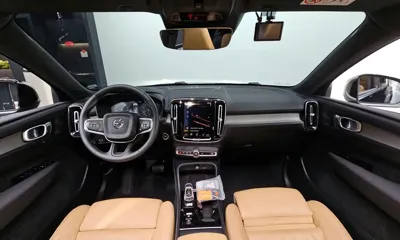 Volvo XC40 2022, 34621 км, за 19491.24 USD - фото 7