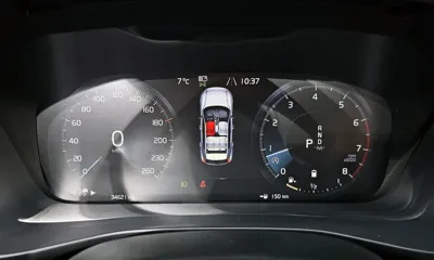 Volvo XC40 2022, 34621 км, за 19491.24 USD - фото 8