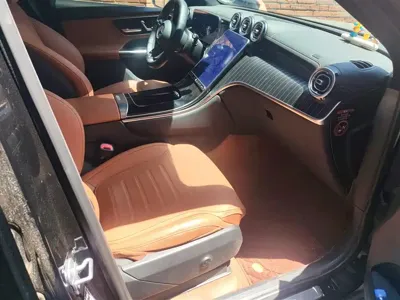 Mercedes-Benz GLC 2024, 46600 км, за 38256.62 USD - фото 6