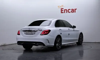 Mercedes-Benz C-Class 2021, 127807 км, за 15092.39 USD