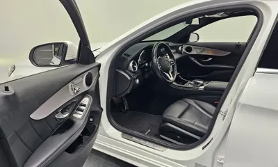 Mercedes-Benz C-Class 2021, 127807 км, за 15013.28 USD - фото 10