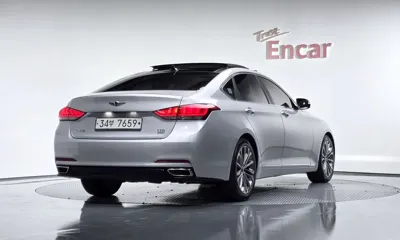 Hyundai Genesis 2014, 174840 км, за 5984.91 USD