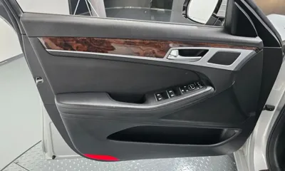 Hyundai Genesis 2014, 174840 км, за 5980.63 USD - фото 24