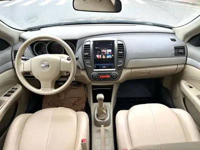 Nissan Sylphy 2013, 110000 км, за 1885.98 USD