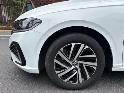 Volkswagen Lavida 2022, 84000 км, за 9196.41 USD