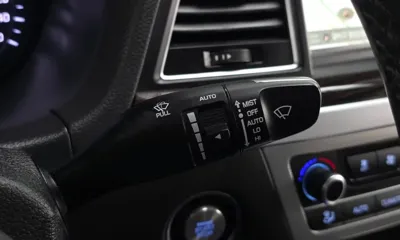 Genesis G80 2019, 108750 км, за 11832.37 USD - фото 28