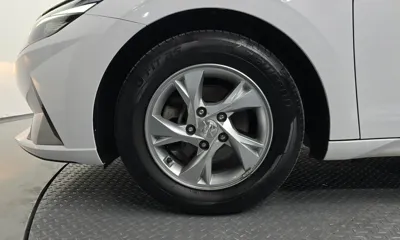 Hyundai Avante 2021, 121761 км, за 8993.04 USD
