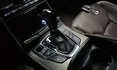 Hyundai Grandeur 2015, 204880 км, за 3027.93 USD - фото 9