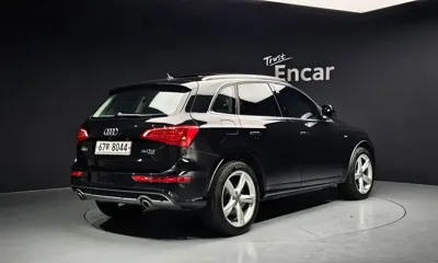 Audi Q5 2011, 120692 км, за 4948.88 USD