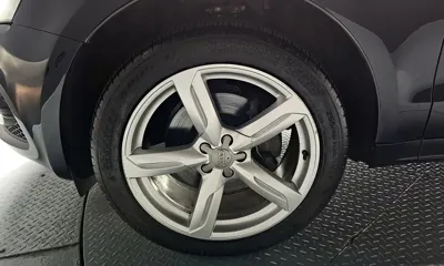 Audi Q5 2011, 120692 км, за 4948.88 USD