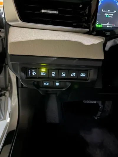 Toyota Camry 2025, 13500 км, за 29903.13 USD - фото 6