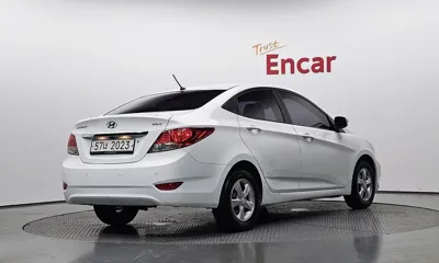 Hyundai Accent 2012, 49168 км, за 4325.85 USD