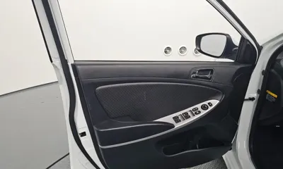 Hyundai Accent 2012, 49168 км, за 4325.85 USD - фото 20