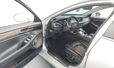 Genesis G90 2019, 111617 км, за 23779.32 USD - фото 10