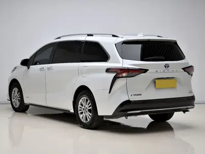 Toyota Sienna 2022, 96400 км, за 28221.94 USD