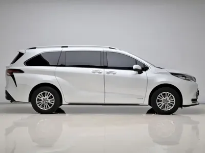 Toyota Sienna 2022, 96400 км, за 28221.94 USD - фото 6