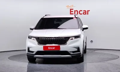 Kia Canival 2023, 68409 км, за 15732.43 USD