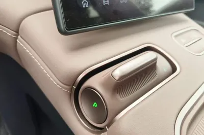 Nio EC6 2024, 12100 км, за 36907 USD - фото 21