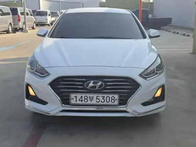Hyundai Sonata 2018, 182500 км, за 5061.89 USD