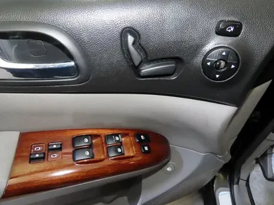 Kia Canival 2008, 243733 км, за 1235.13 USD