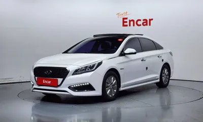 Hyundai Sonata · 2015 год